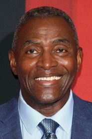 Carl Lumbly